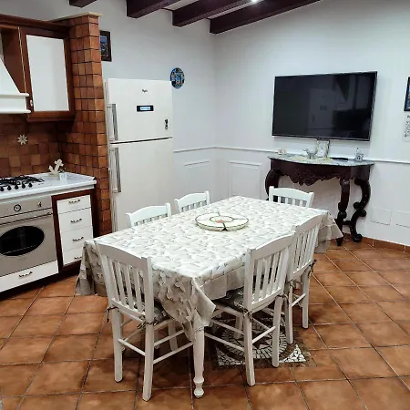 Apartament Perry